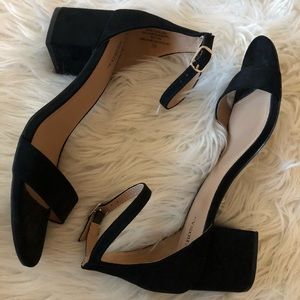 ✨ON TREND Merona Block Heels✨